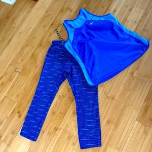 Nike Set  Dri-Fit Crop leggings with Dri-Fit Top